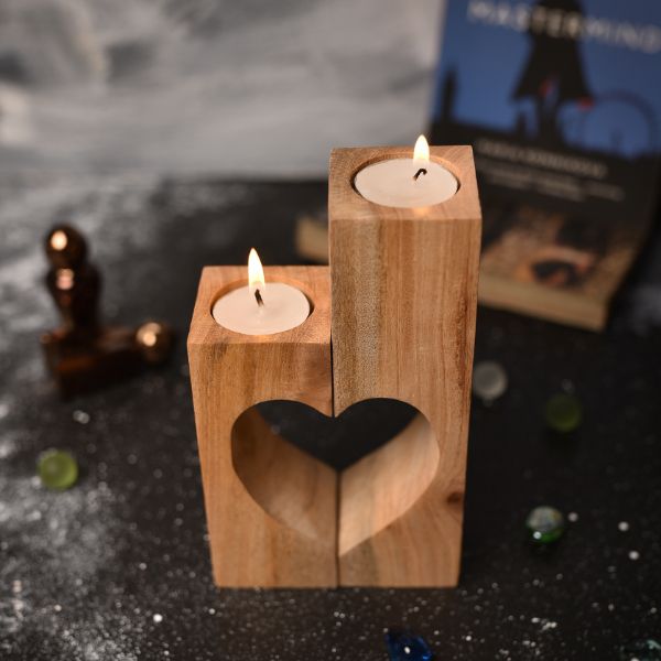 Amore Tea-Light Holder (Mahogany) 1